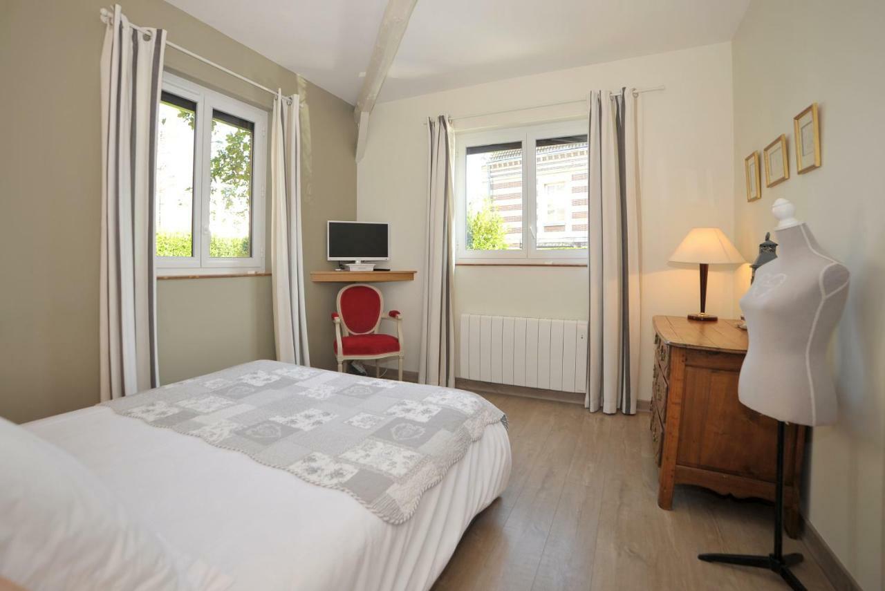 La Rosace Bed & Breakfast Chartres Bagian luar foto